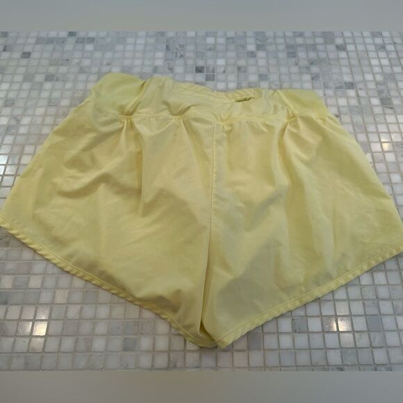 Zella Yellow 3 inch Women’s Athletic Shorts - Picture 3 of 11